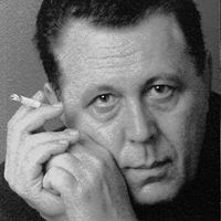 Γιάννης Καρατζόγλου