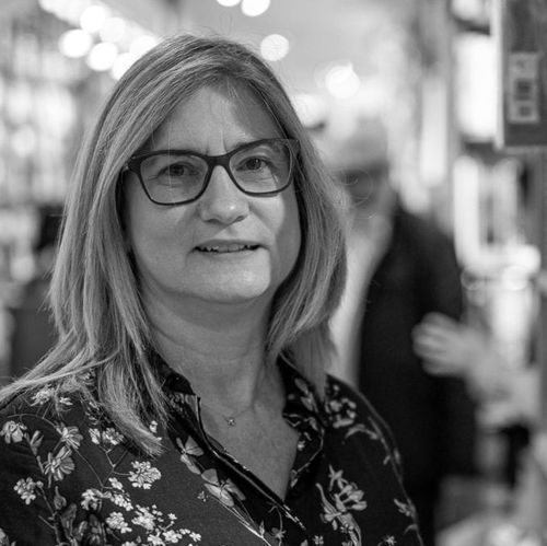 Tracy Darnton