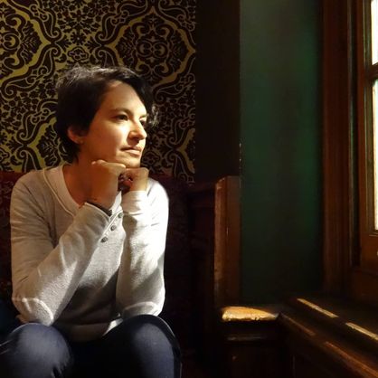 Η Ευτυχία Γιαννάκη παρουσιάζει τις «Αλκυονίδες μέρες» στο Booktalks.